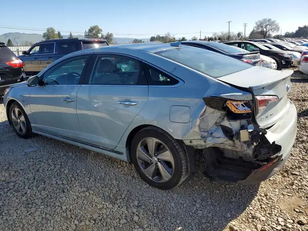 KMHE54L27GA030981 2016 HYUNDAI SONATA - Image 2