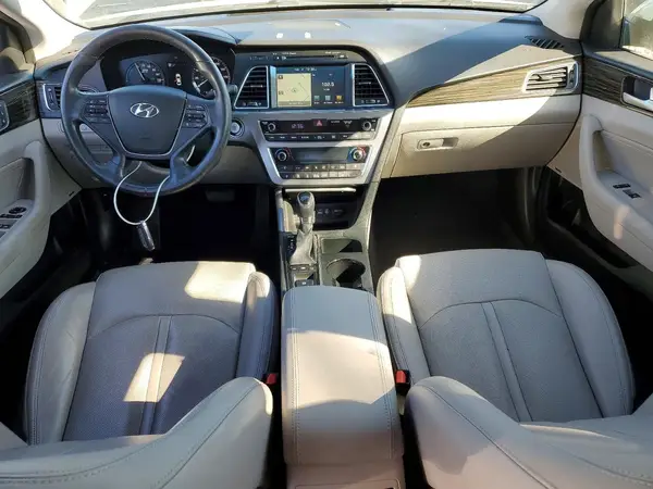 KMHE54L27GA030981 2016 HYUNDAI SONATA - Image 8