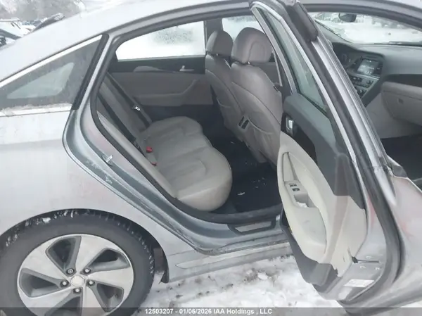 KMHE54L27GA036361 2016 HYUNDAI SONATA - Image 8
