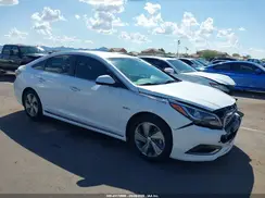 KMHE54L28HA071637 2017 HYUNDAI SONATA