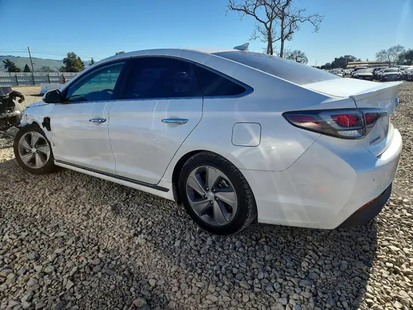 KMHE54L28HA071671 2017 HYUNDAI SONATA - Image 2