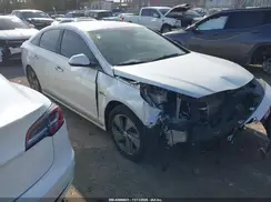 KMHE54L2XGA021305 2016 HYUNDAI SONATA