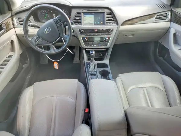 KMHE54L2XHA045217 2017 HYUNDAI SONATA - Image 8