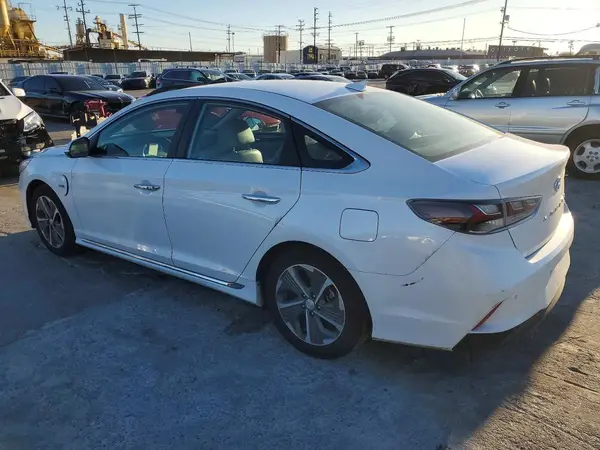 KMHE54L2XKA093629 2019 HYUNDAI SONATA - Image 2