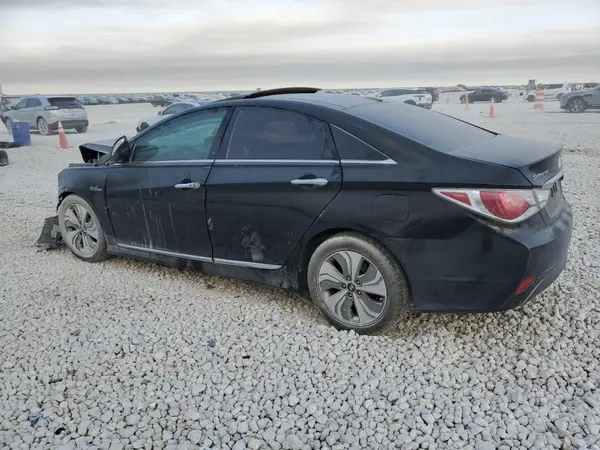 KMHEC4A47EA108702 2019 HYUNDAI SONATA - Image 2