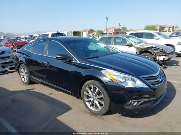 KMHFG4JG0HA578156 2017 HYUNDAI AZERA