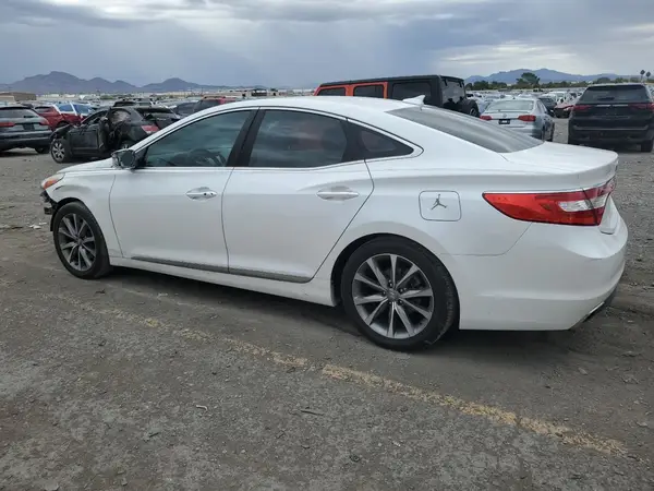 KMHFG4JG1GA501648 2016 HYUNDAI AZERA - Image 2