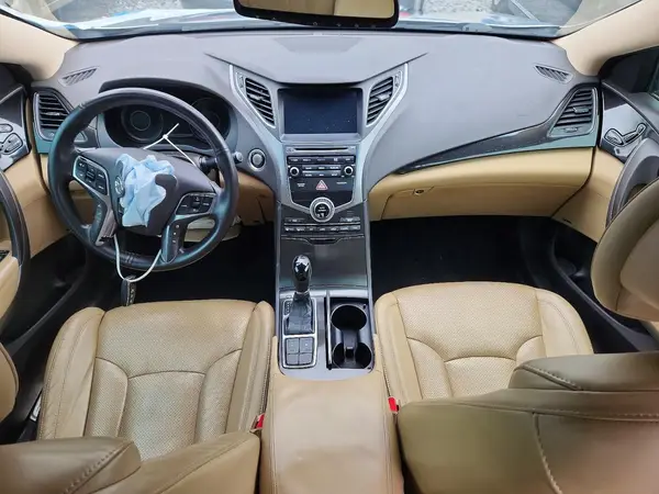 KMHFG4JG3GA561818 2016 HYUNDAI AZERA - Image 8