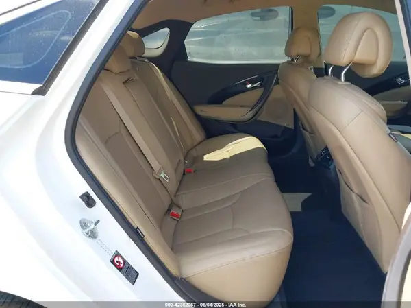KMHFG4JG3HA587675 2017 HYUNDAI AZERA - Image 8
