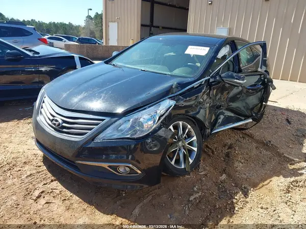 KMHFG4JG3HA590303 2017 HYUNDAI AZERA - Image 2