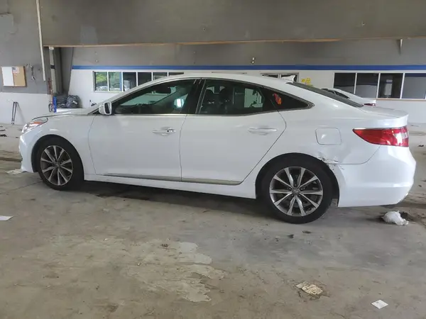 KMHFG4JG4GA569474 2016 HYUNDAI AZERA - Image 2