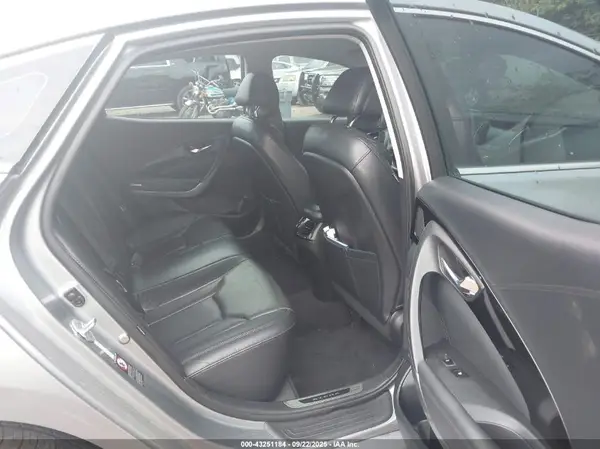 KMHFG4JG6GA505887 2016 HYUNDAI AZERA - Image 8