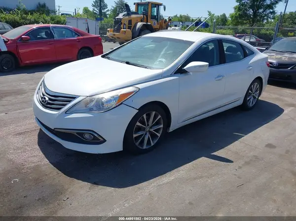 KMHFG4JG6HA590389 2017 HYUNDAI AZERA - Image 2