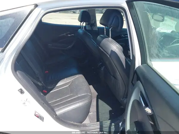 KMHFG4JG6HA590389 2017 HYUNDAI AZERA - Image 8