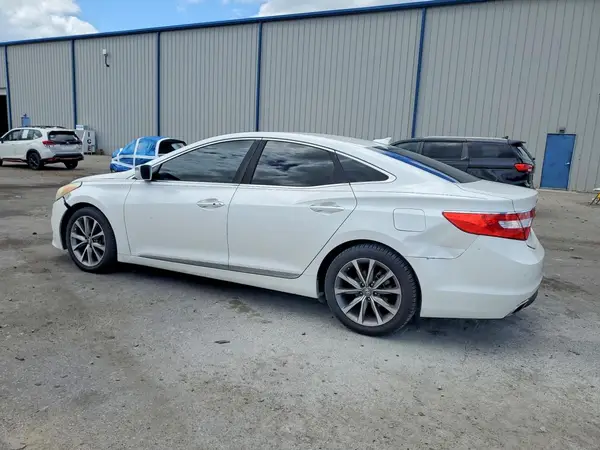 KMHFG4JG7GA569159 2016 HYUNDAI AZERA - Image 2