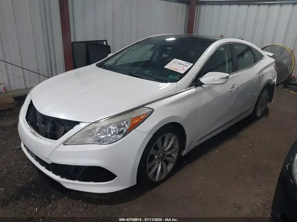 KMHFH4JG0GA507812 2016 HYUNDAI AZERA - Image 2
