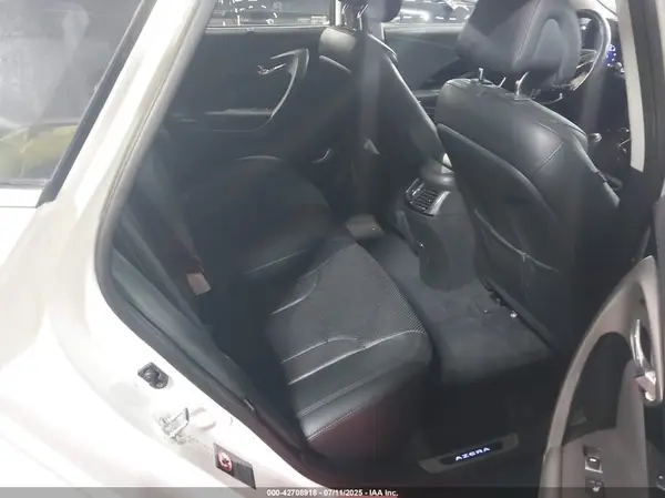 KMHFH4JG0GA507812 2016 HYUNDAI AZERA - Image 8