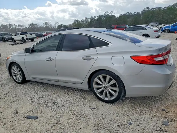 KMHFH4JG1HA577269 2017 HYUNDAI AZERA - Image 2
