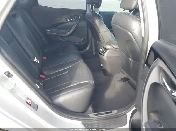 KMHFH4JG1HA582049 2017 HYUNDAI AZERA - Image 8