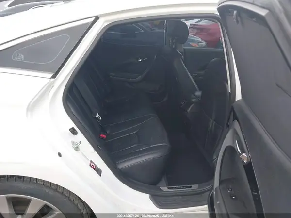 KMHFH4JG1HA588305 2017 HYUNDAI AZERA - Image 8
