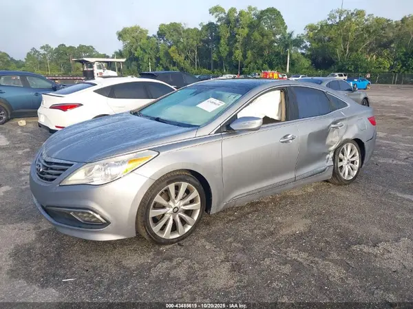 KMHFH4JG2GA509254 2016 HYUNDAI AZERA - Image 2