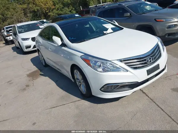 KMHFH4JG2GA529696 2016 HYUNDAI AZERA