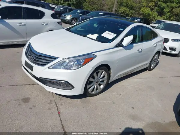KMHFH4JG2GA529696 2016 HYUNDAI AZERA - Image 2