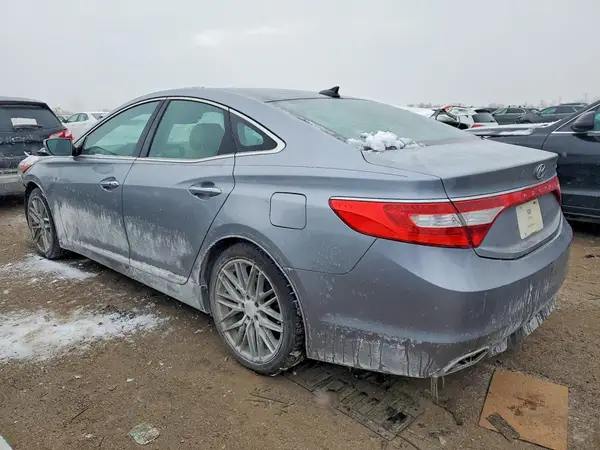 KMHFH4JG2GA555313 2016 HYUNDAI AZERA - Image 2