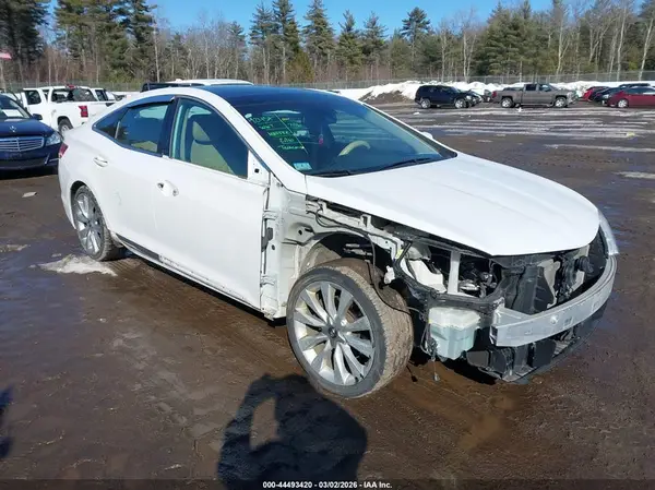 KMHFH4JG3HA577631 2017 HYUNDAI AZERA