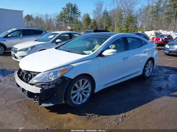 KMHFH4JG3HA577631 2017 HYUNDAI AZERA - Image 2