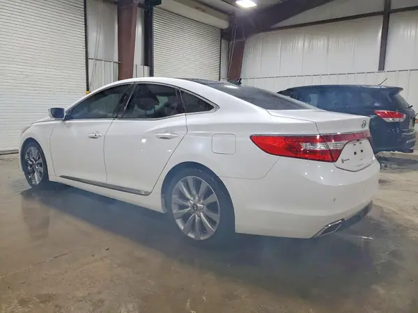 KMHFH4JG3HA590489 2017 HYUNDAI AZERA - Image 2