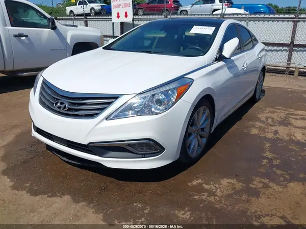 KMHFH4JG3HA590721 2017 HYUNDAI AZERA - Image 2