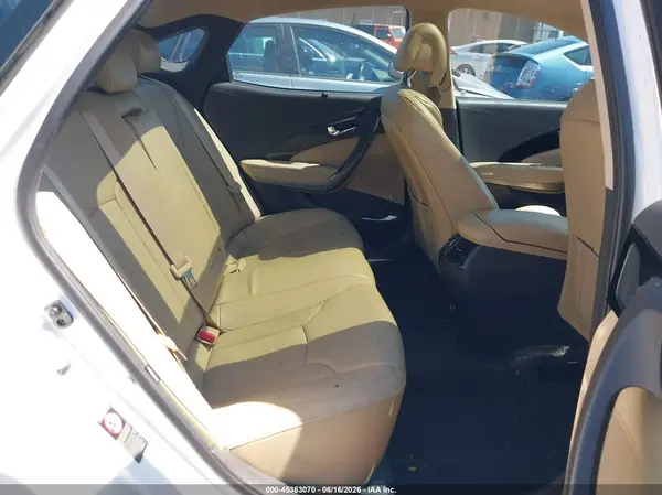 KMHFH4JG3HA590721 2017 HYUNDAI AZERA - Image 8
