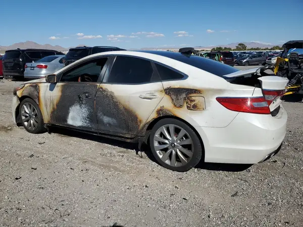 KMHFH4JG4GA523849 2016 HYUNDAI AZERA - Image 2