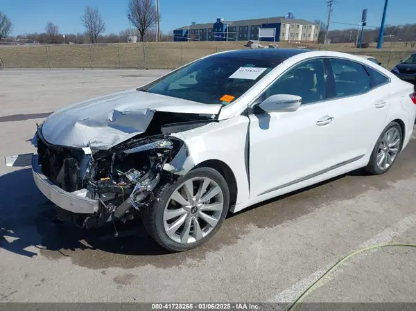 KMHFH4JG4HA581008 2017 HYUNDAI AZERA - Image 2