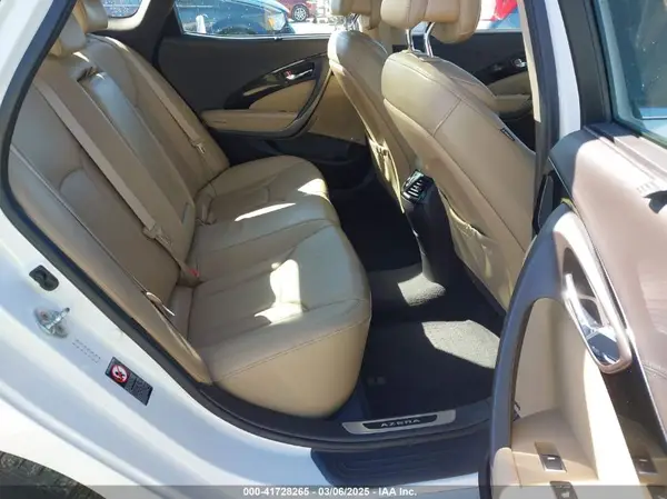 KMHFH4JG4HA581008 2017 HYUNDAI AZERA - Image 8