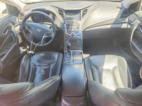 KMHFH4JG4HA588315 2017 HYUNDAI AZERA - Image 8
