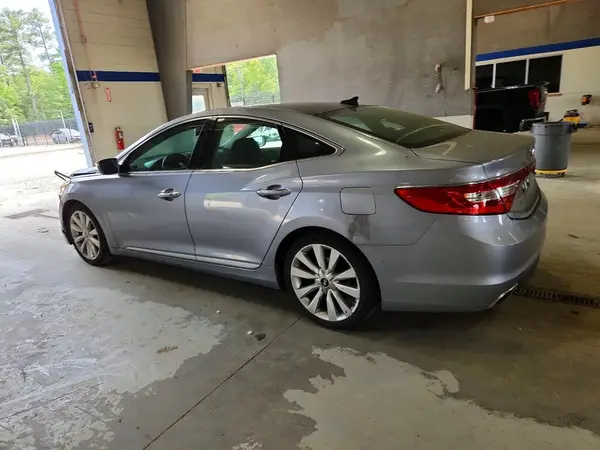 KMHFH4JG5HA578263 2017 HYUNDAI AZERA - Image 2