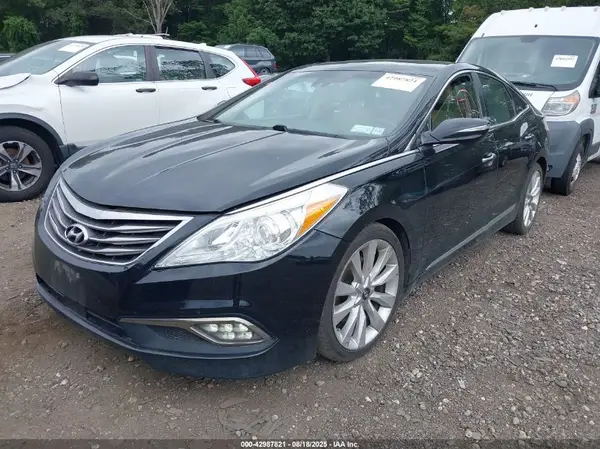 KMHFH4JG5HA579199 2017 HYUNDAI AZERA - Image 2