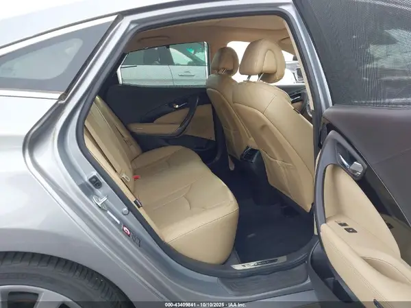 KMHFH4JG8GA527256 2016 HYUNDAI AZERA - Image 8