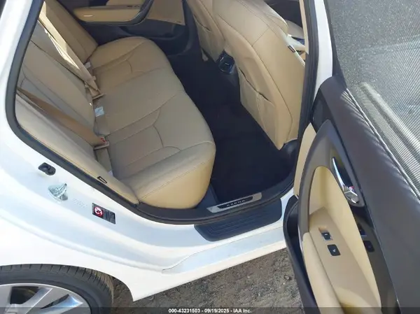 KMHFH4JG8GA529735 2016 HYUNDAI AZERA - Image 8