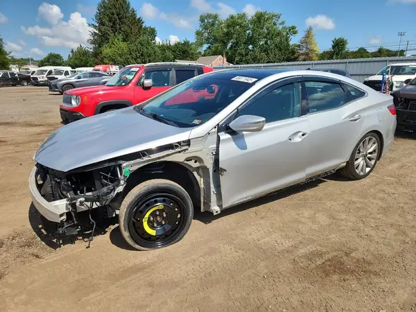 KMHFH4JG8HA579262 2017 HYUNDAI AZERA