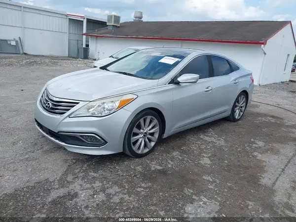 KMHFH4JG8HA583490 2017 HYUNDAI AZERA - Image 2