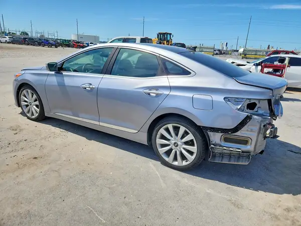 KMHFH4JG9GA516041 2016 HYUNDAI AZERA - Image 2