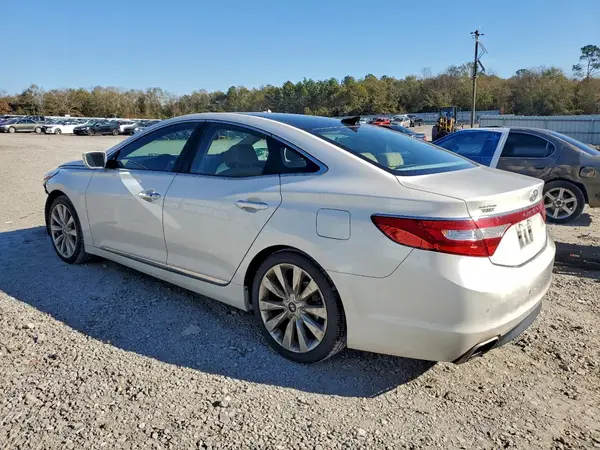 KMHFH4JG9GA550268 2016 HYUNDAI AZERA - Image 2