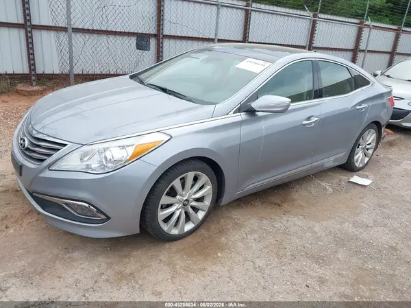 KMHFH4JG9GA569726 2016 HYUNDAI AZERA - Image 2