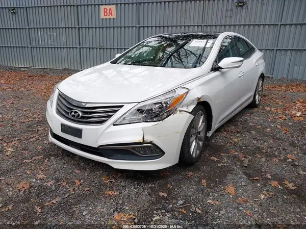 KMHFH4JG9HA579223 2017 HYUNDAI AZERA - Image 2