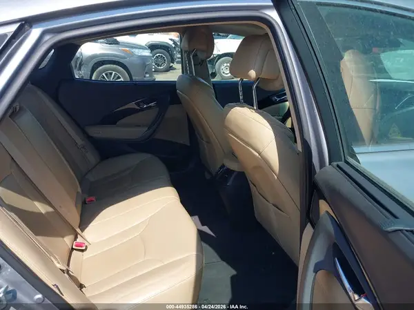 KMHFH4JGXGA568861 2016 HYUNDAI AZERA - Image 8