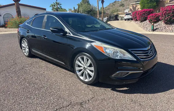 KMHFH4JGXHA579084 2017 HYUNDAI AZERA