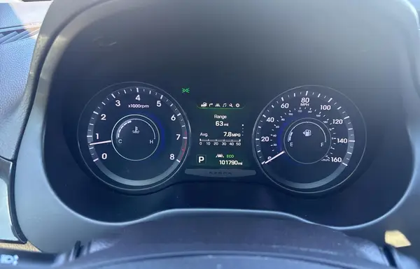 KMHFH4JGXHA579084 2017 HYUNDAI AZERA - Image 8